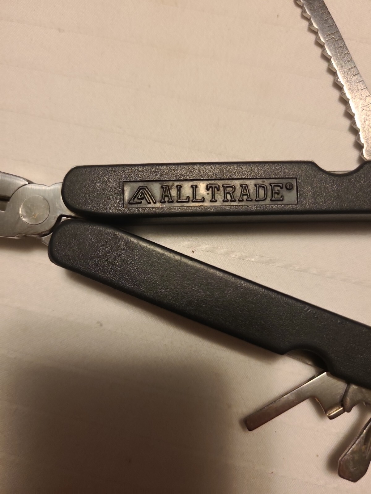 Alltrade Stainless Steel Multi-Tool 9 Tools With Belt Slide Case Black 4 1/2″ L