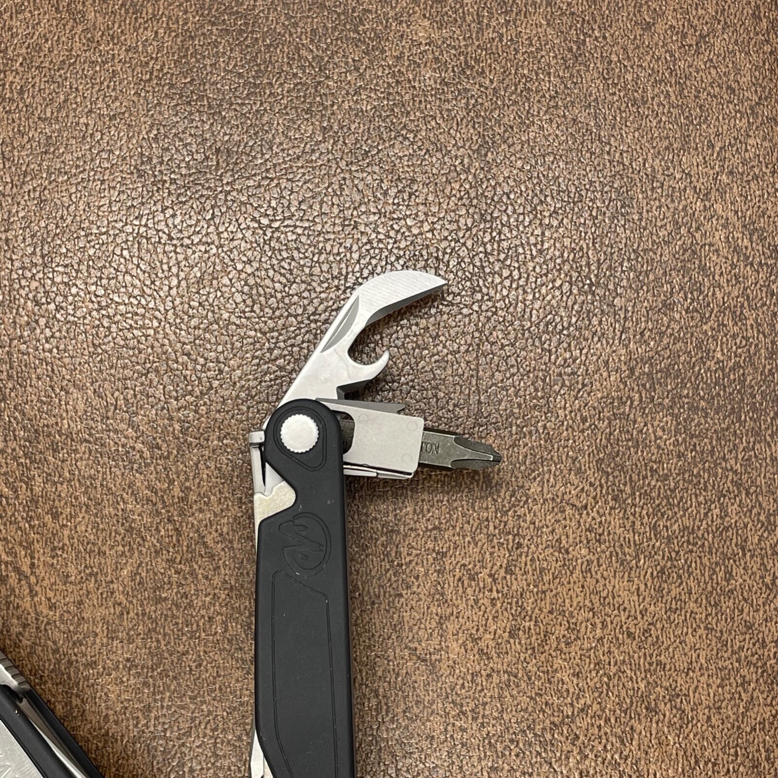 NEW Retired Leatherman Charge AL Multi-tool sheath, metric bits, pocket clip