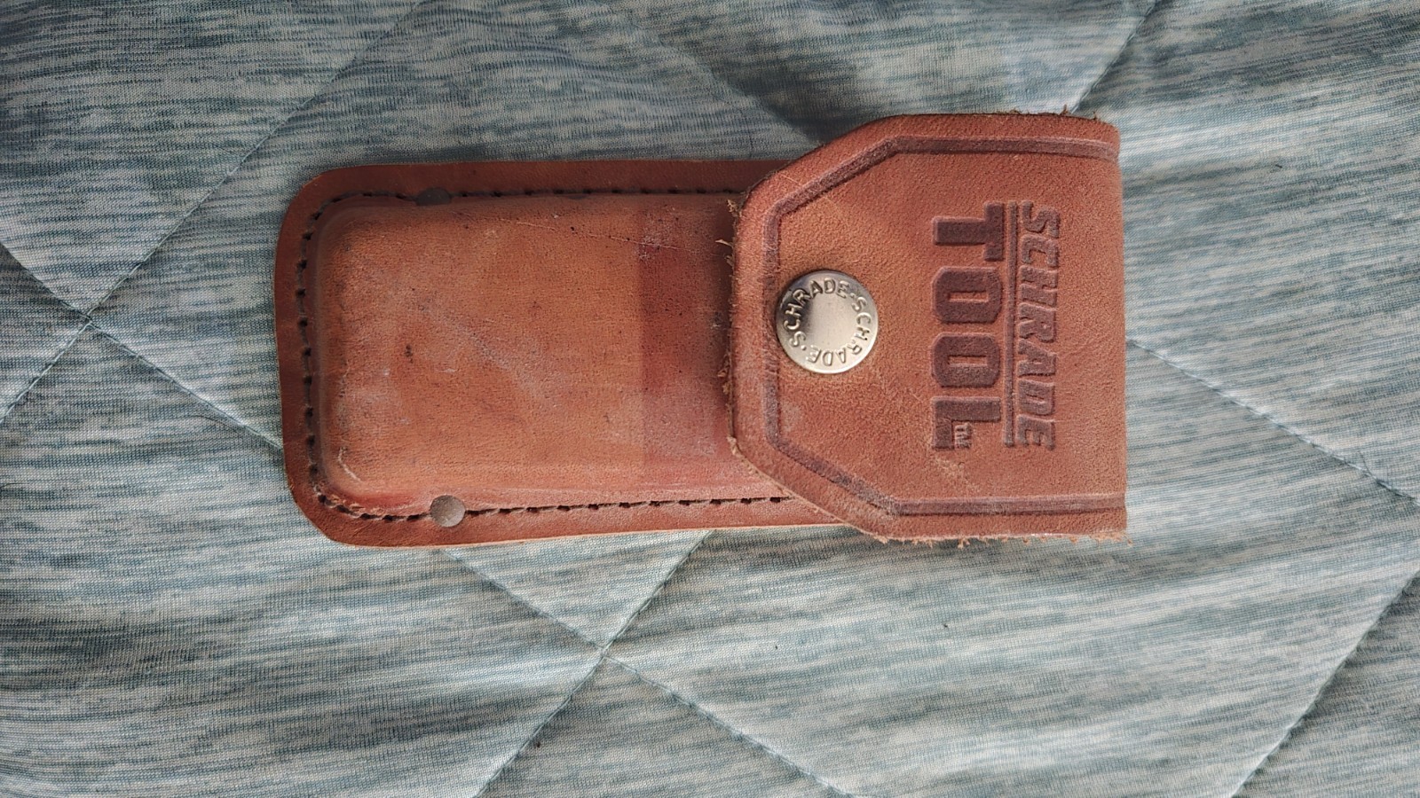 VINTAGE SCHRADE ST1 MULTI TOOL WITH LEATHER SHEATH EXCELLENT CONDITION.