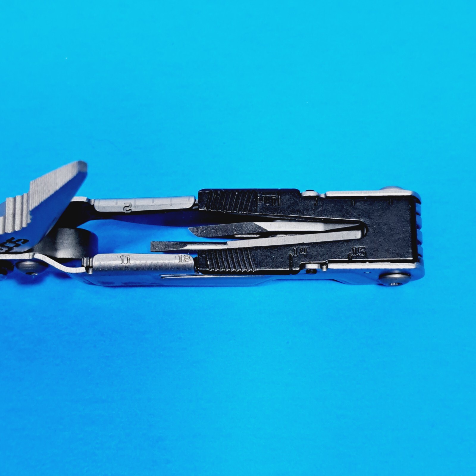 SOG PP1001 Mini Multi Function Tool Folding Pliers Outdoor Camping Hunting