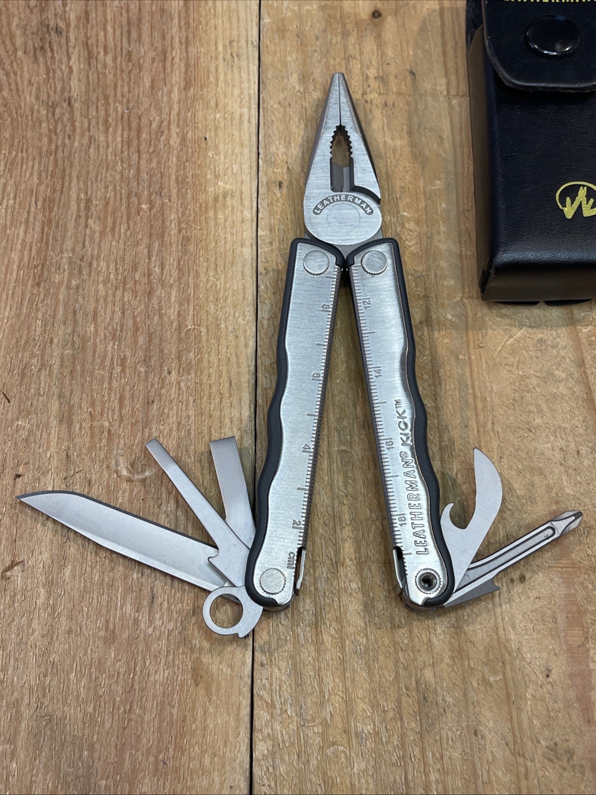 Leatherman KICK multitool. New, with vintage Leather Snap belt sheath Mint Knife