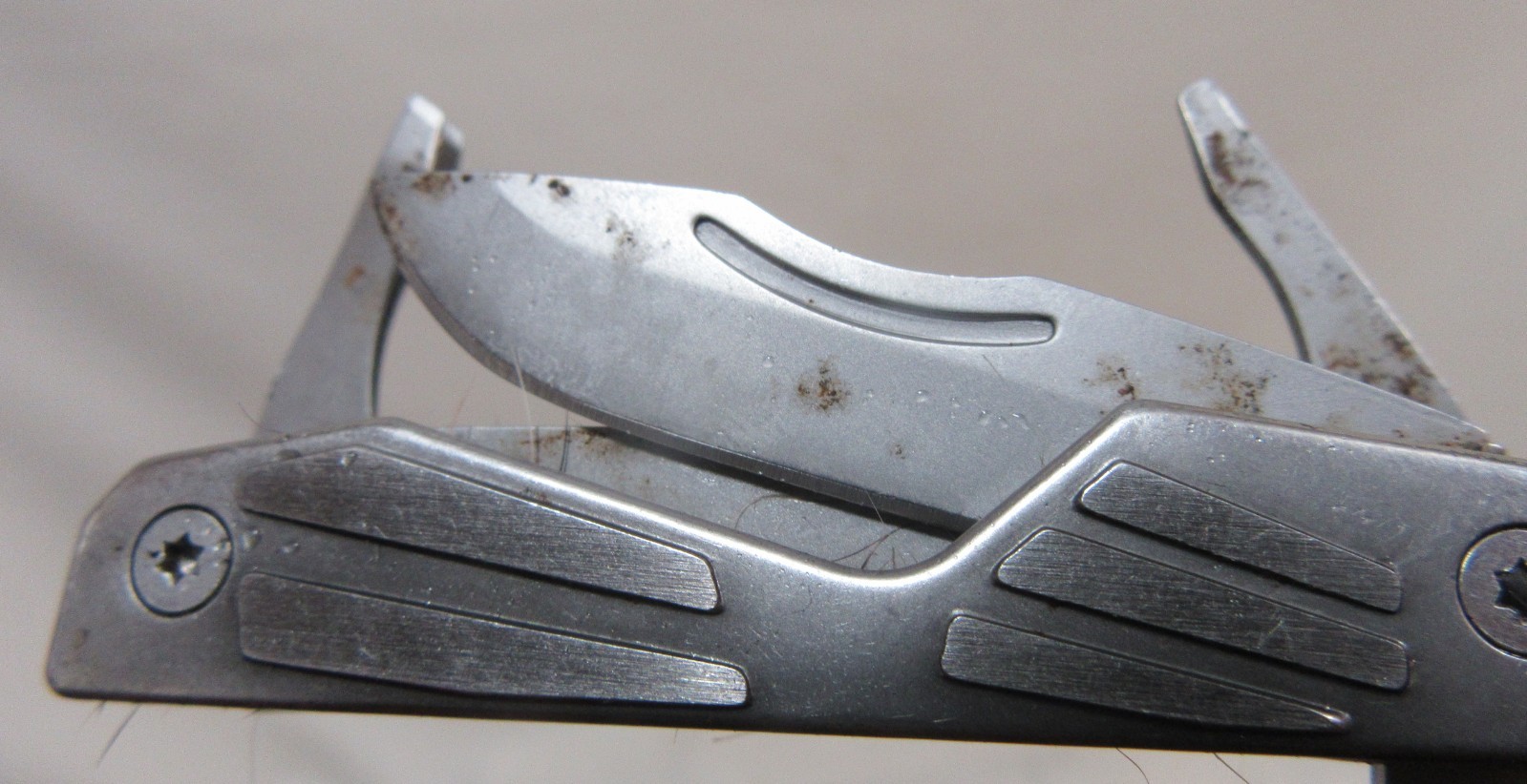 Gerber Bear Grylls BG Compact Gray Mini Multi-Tool Multi-Plier