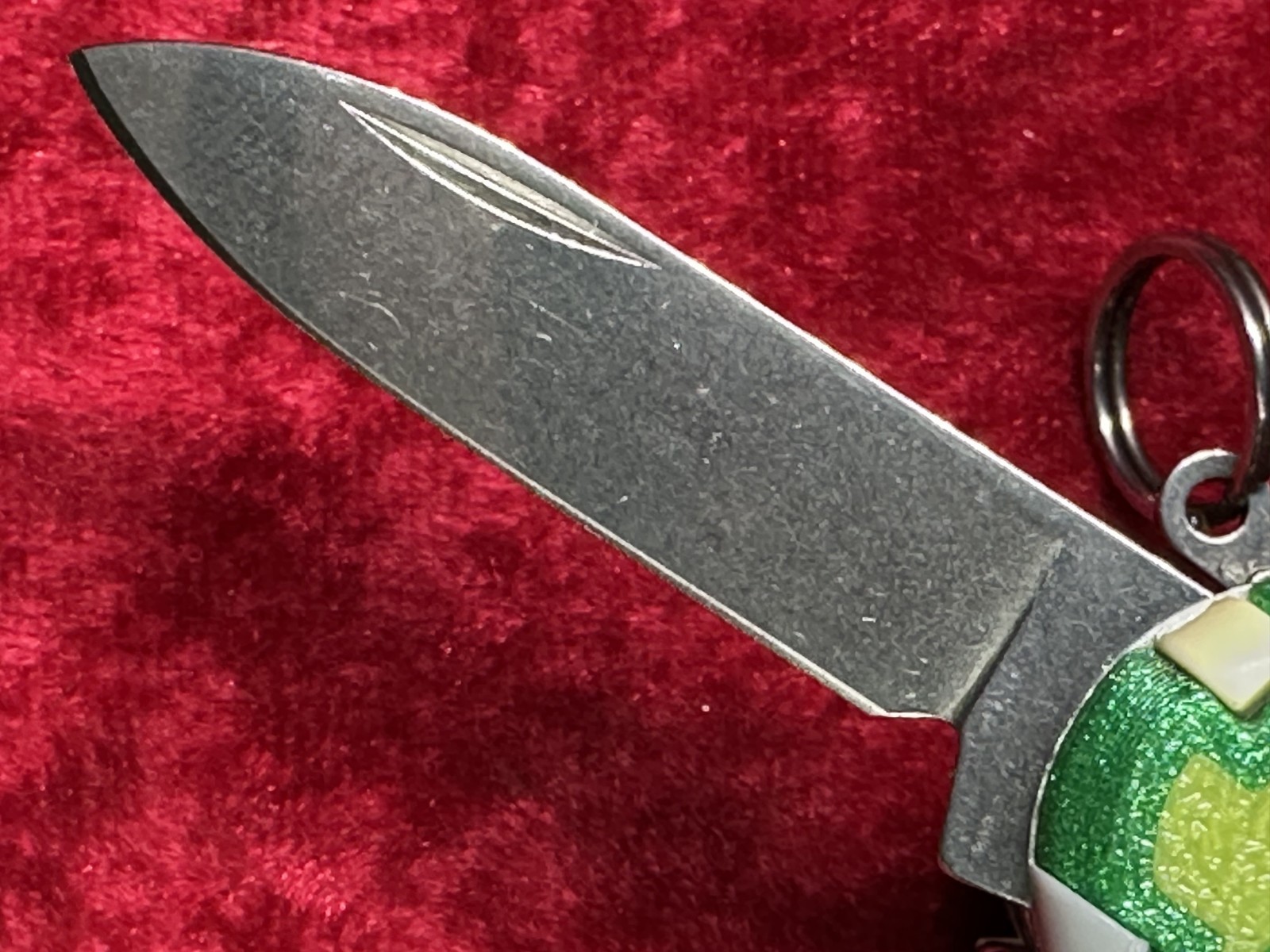 Victorinox SwissChamp Custom Green w/Yellow Dots Scales Swiss Army Knife (692)