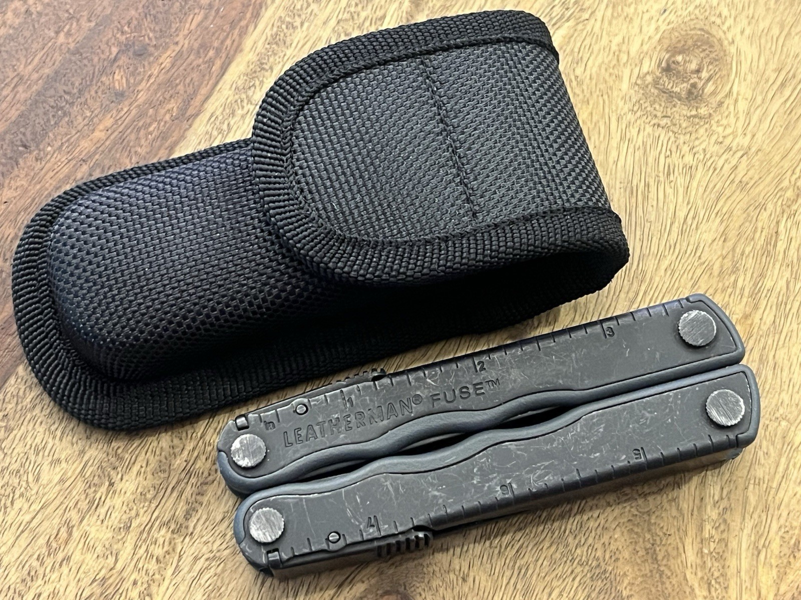 Rare Leatherman Fuse Black Oxide Multitool SUPER Nice!! DISCONTINUED w/Sheath