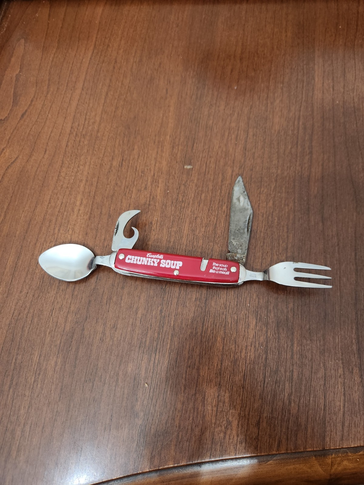 Campbell’s Chunky Soup Foldable 4-Tool Multi-Tool 2.5in Blade Red/Silver