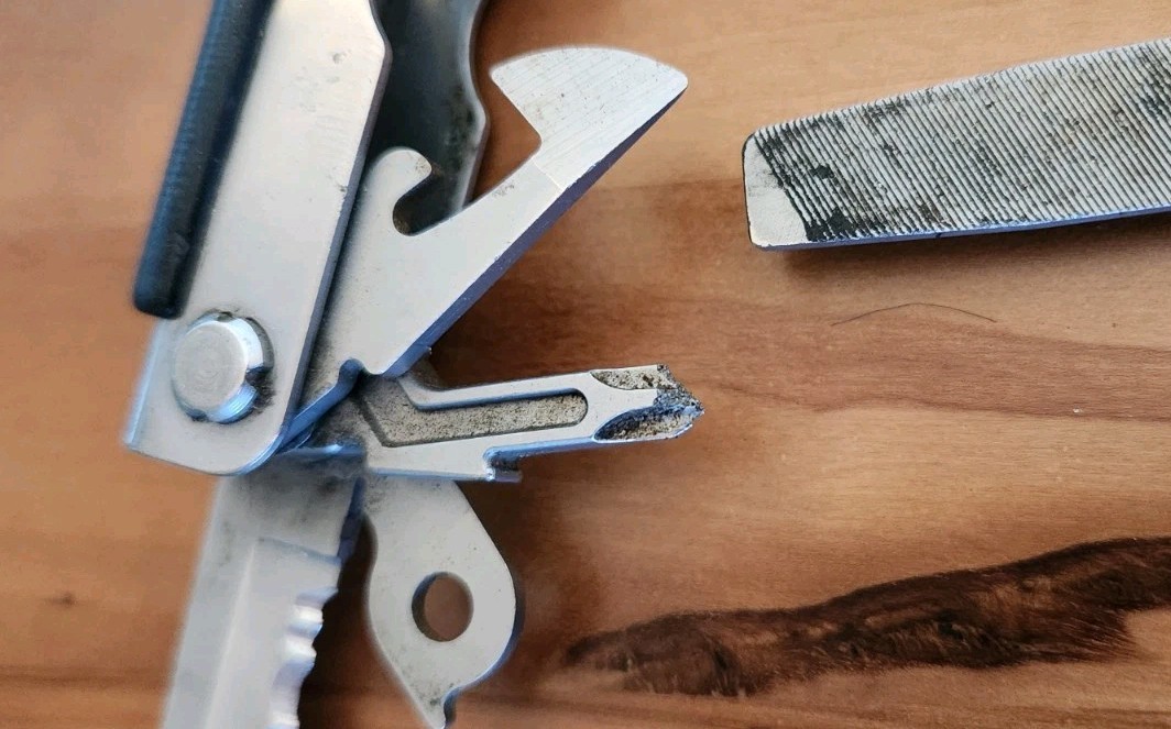 Gerber MP600 Multi-Tool Multi-Plier Stainless Steel – Great (NOTE) – X24