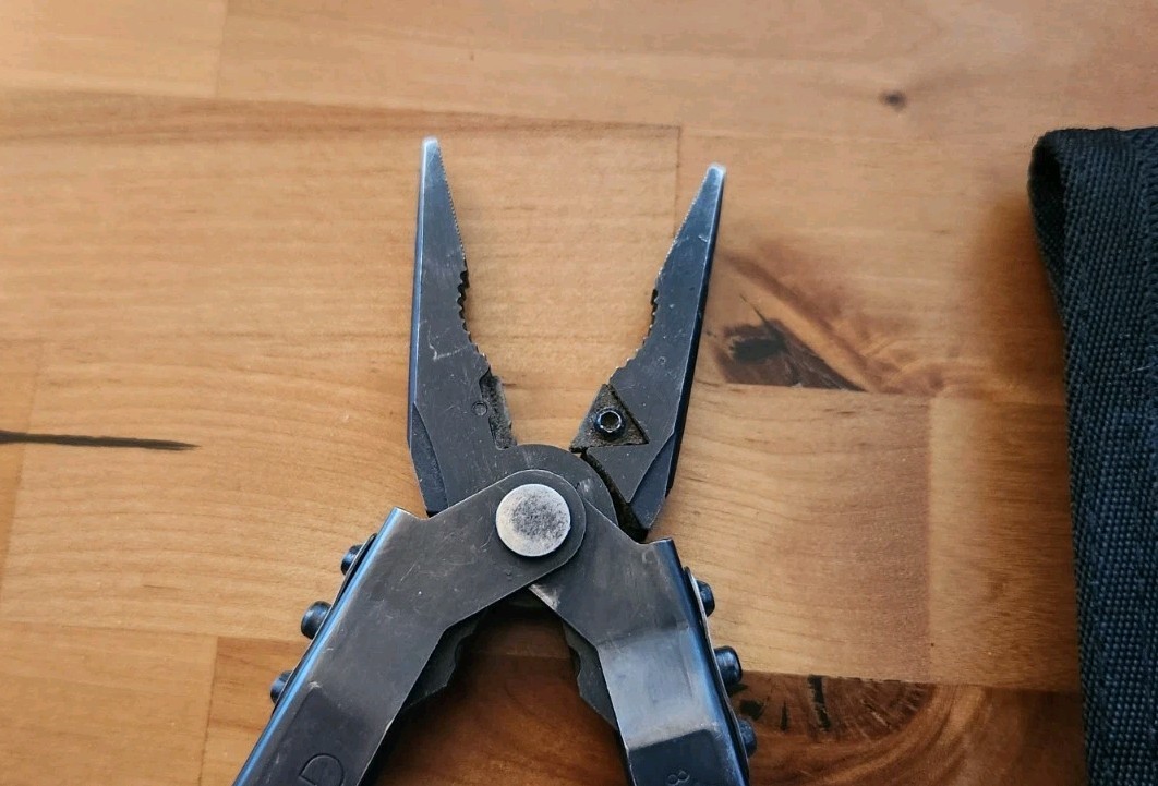 Gerber MP600 Multi-Tool Multi-Plier Black Oxide w/ Sheath – Great C59