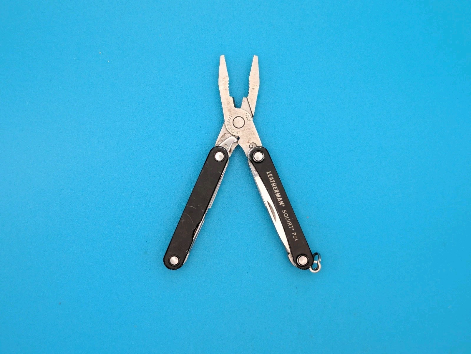 Leatherman SQUIRT PS4 Multi-Tool! BLACK! *broken scissors spring*