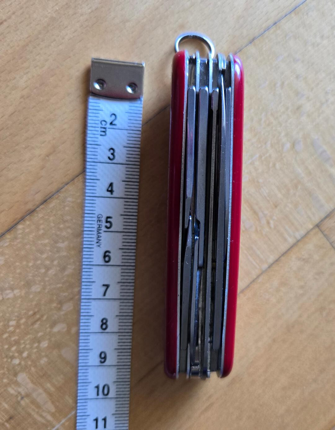 Victorinox Swiss Army Knife, 9-in-1
