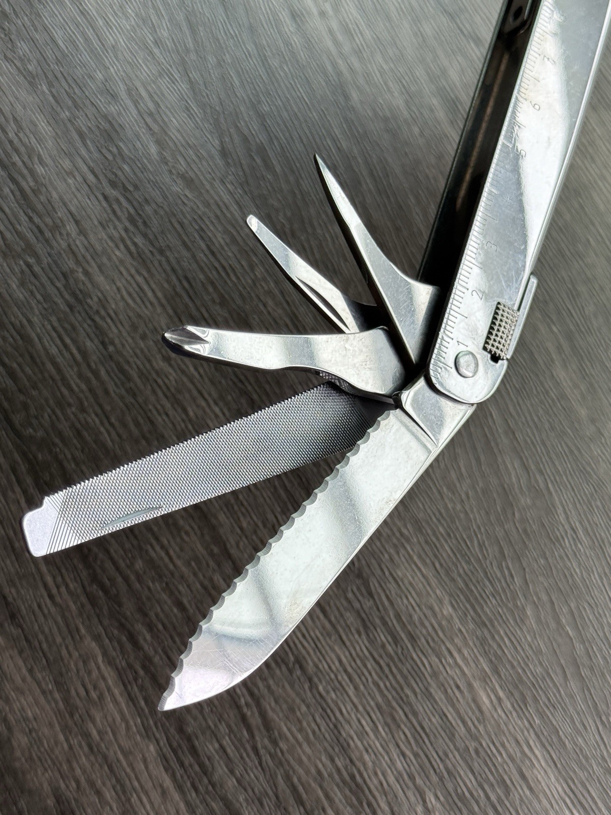 Ultra Rare 1997 First Production Run Victorinox Swisstool Swiss Army Multitool