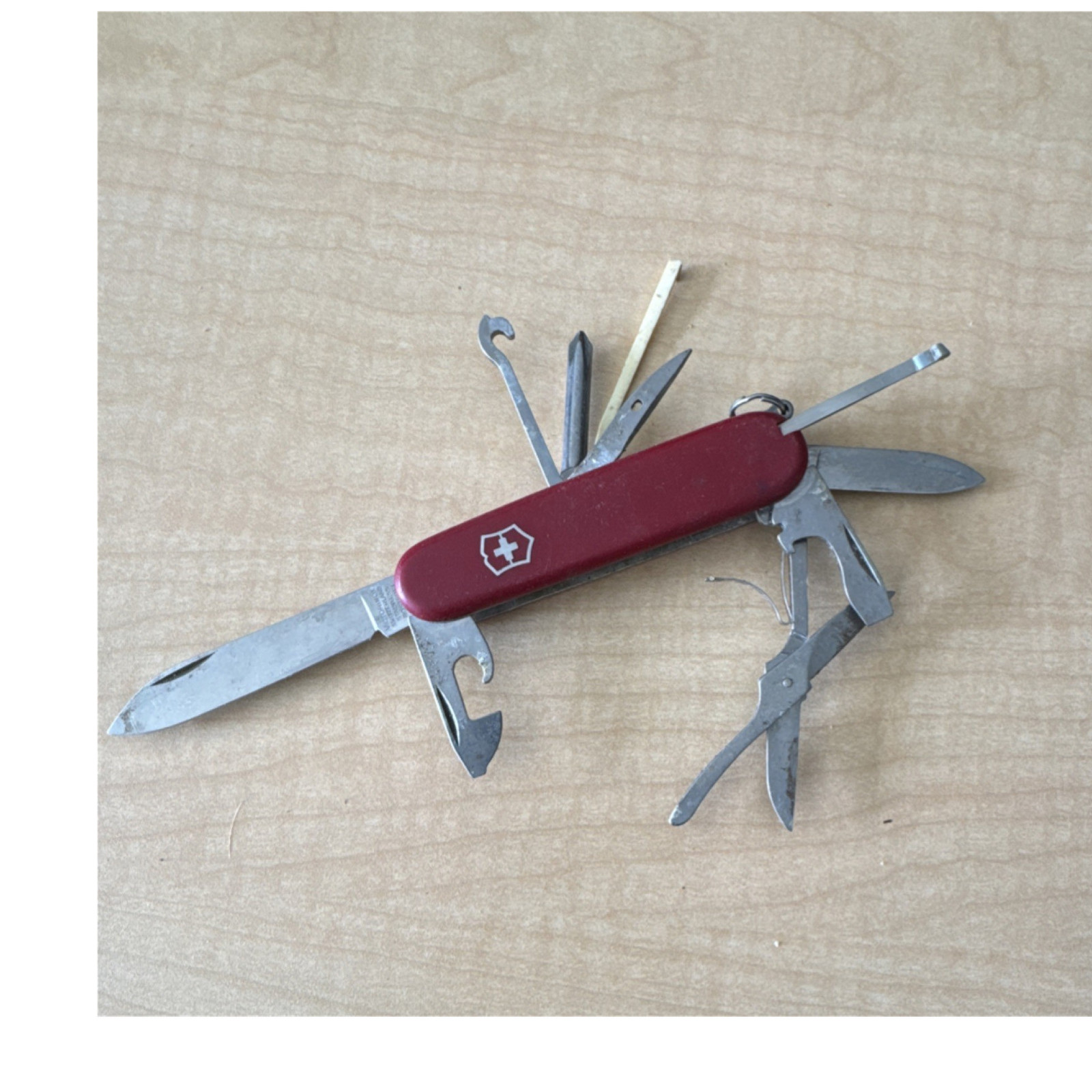 Victorinox Swiss Army 9-Tool Multi-Tool Knife 2.5in Blade Red Scissors File