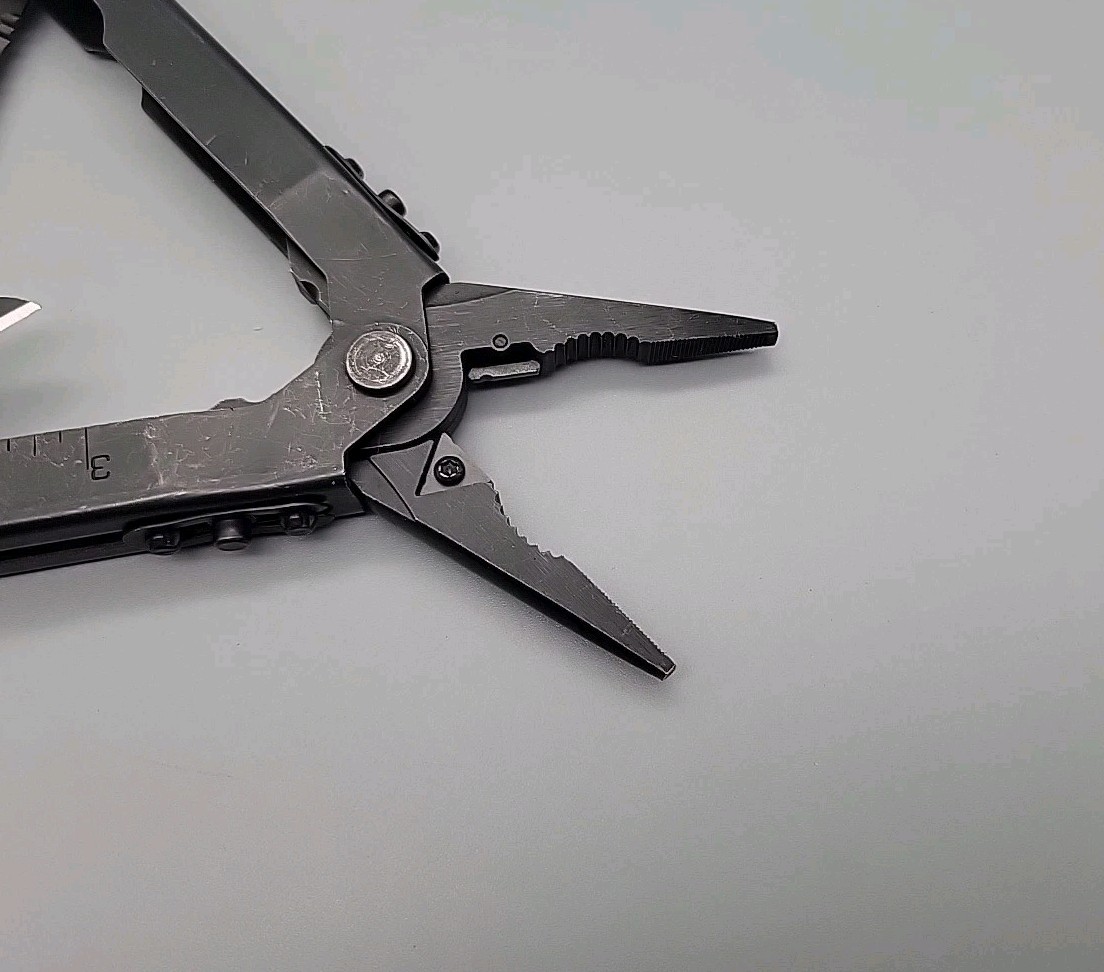 Gerber Multiplier MP600 Multi-Tool – Black – Needle Nose Carbide Cutter Pliers