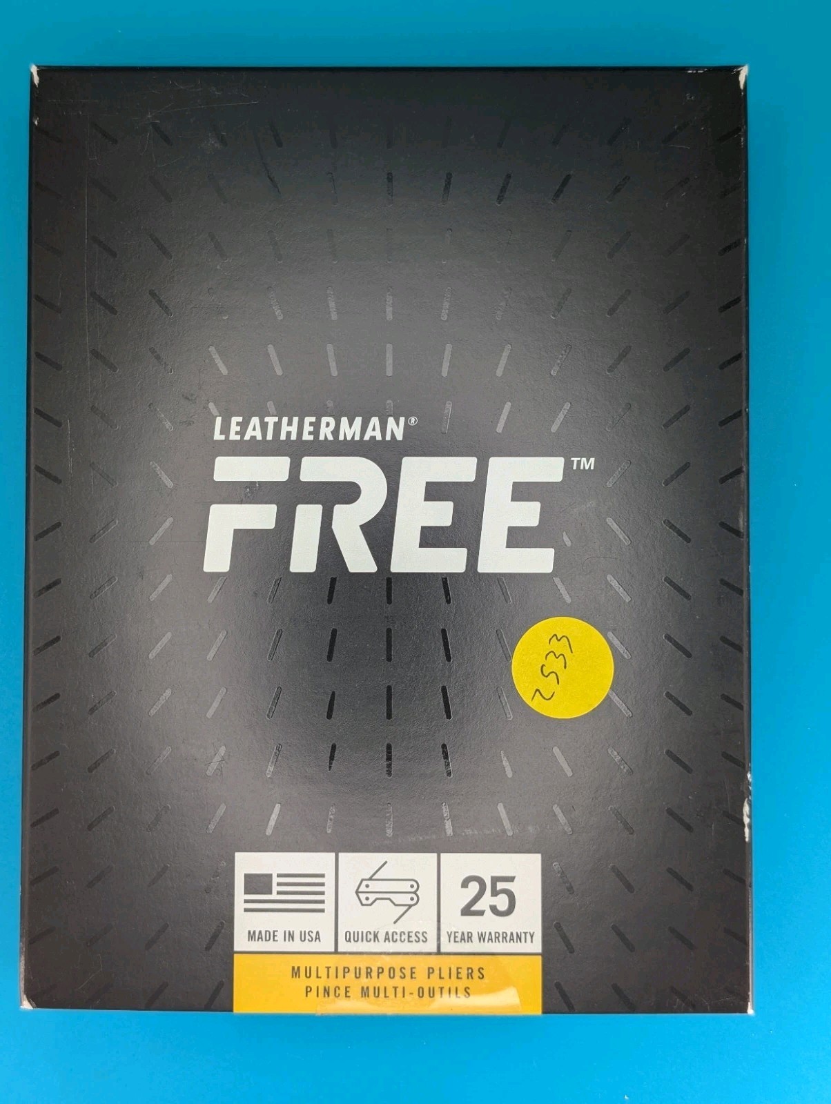 Leatherman FREE P2 Stainless Multi-Tool! WITH SHEATH! NEW IN BOX! RETIRED!