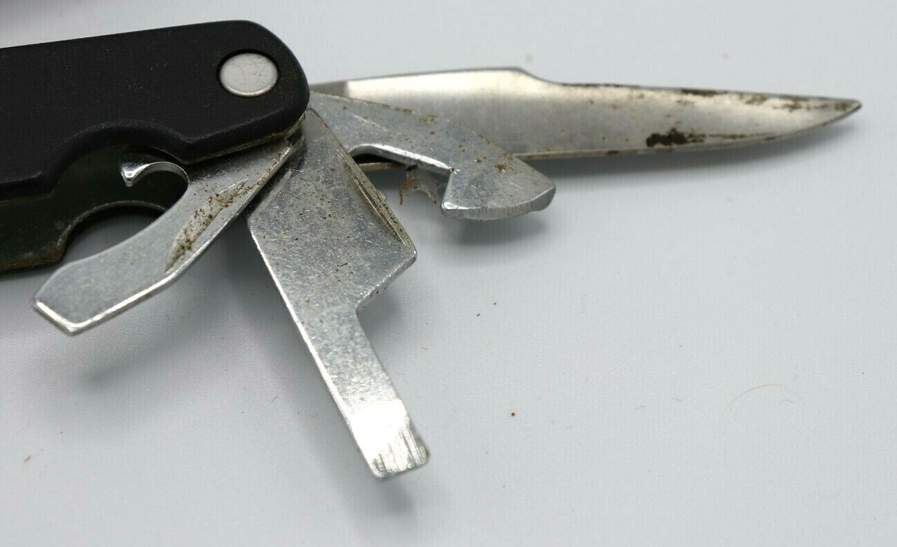 Handyman Club Of America Folding Multi Tool Pliers Knife