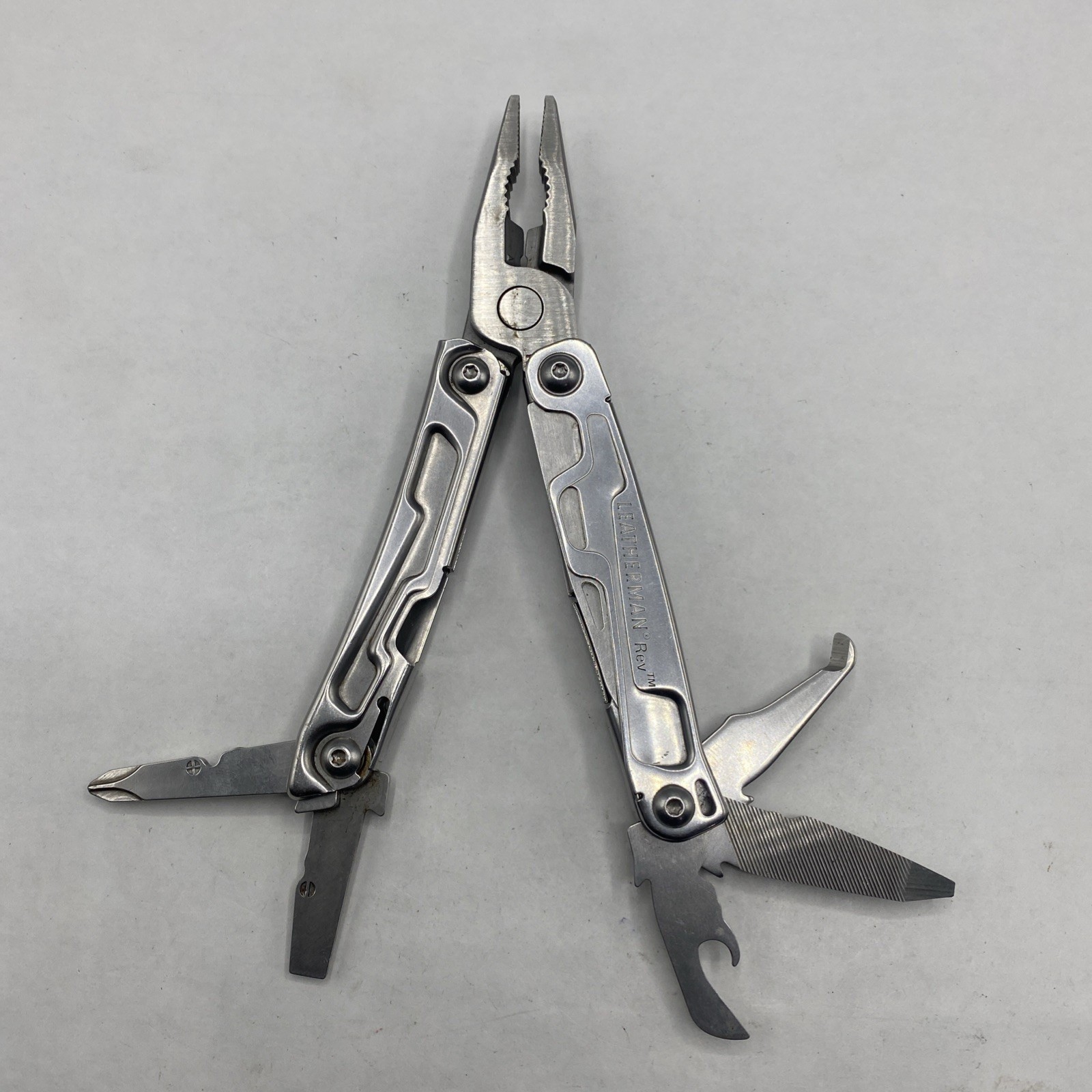 Leatherman Rev 3.8″ Multi-Tool, Stainless!