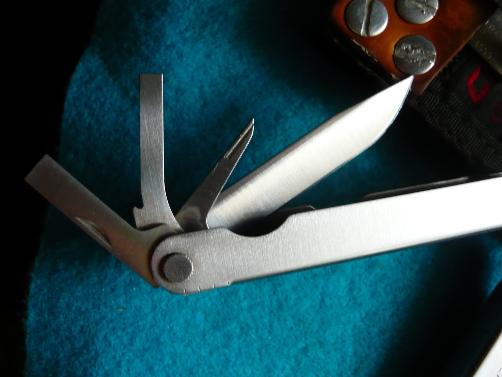 *** Original Leatherman knife Multi Tool Portland OR nylon sheath USA***0803