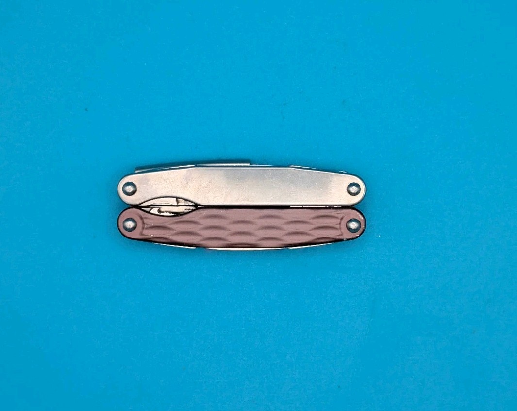 Leatherman Juice S2 Gray Multi Tool! RETIRED!