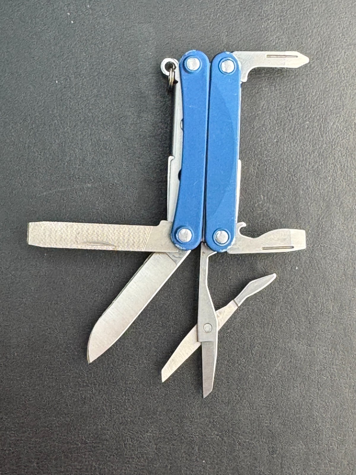 Leatherman Squirt PS4 Multi Tool, Knife, Pliers – Blue