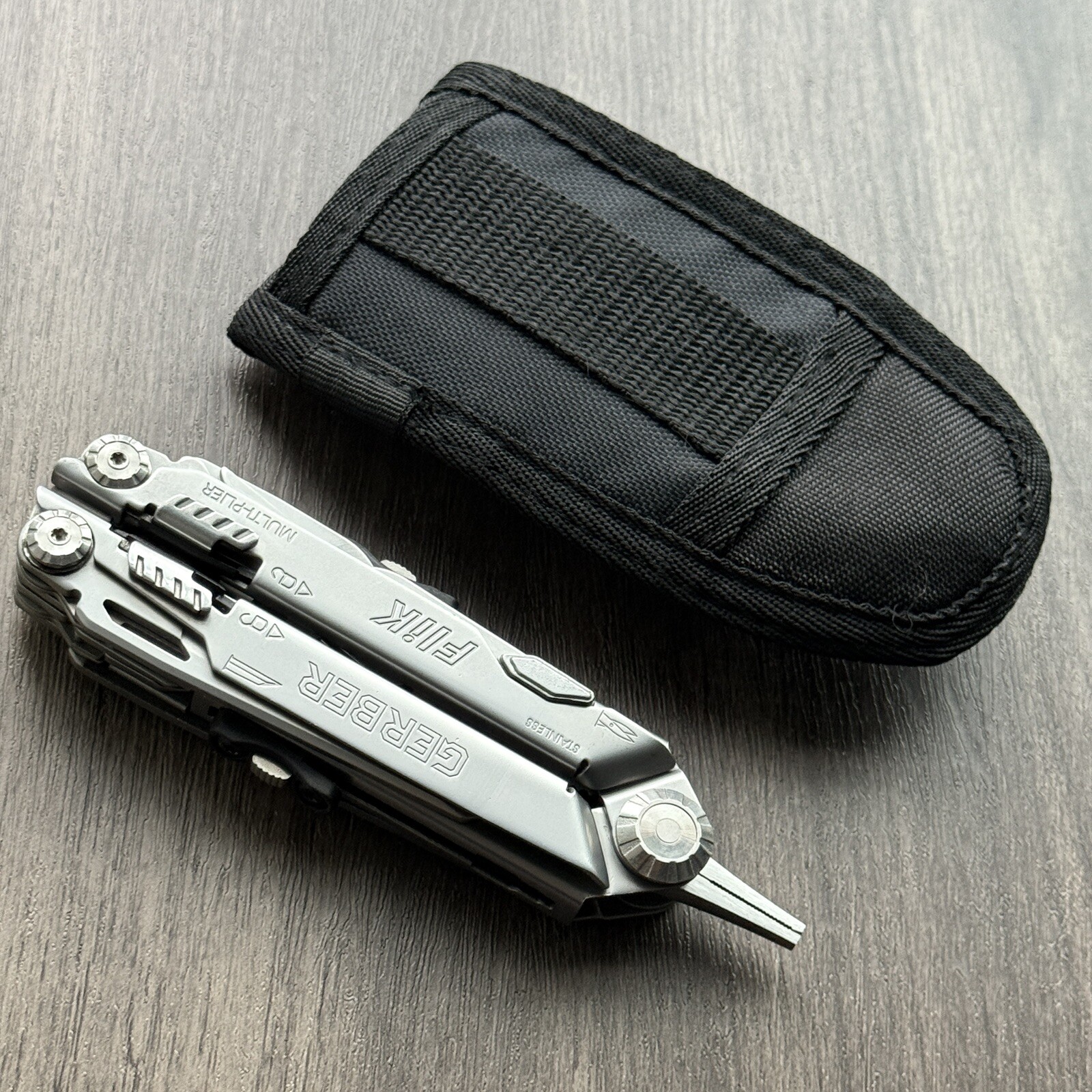 Gerber FLIK Fisherman Multi Plier Gerber FLiK Fish with Extra Long Pliers