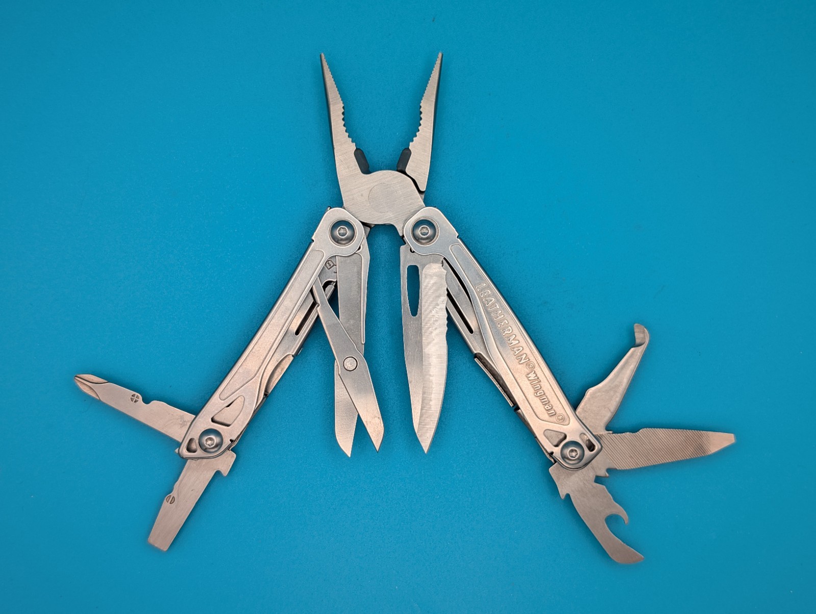 LEATHERMAN WINGMAN MULTI-TOOL! FAST SHIPPING!