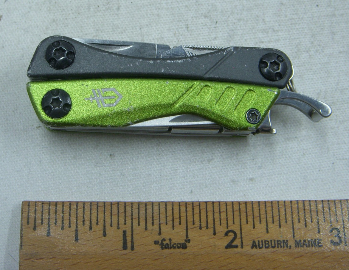 Gerber Dime 4660621D1 Green 11 Function Multi Tool