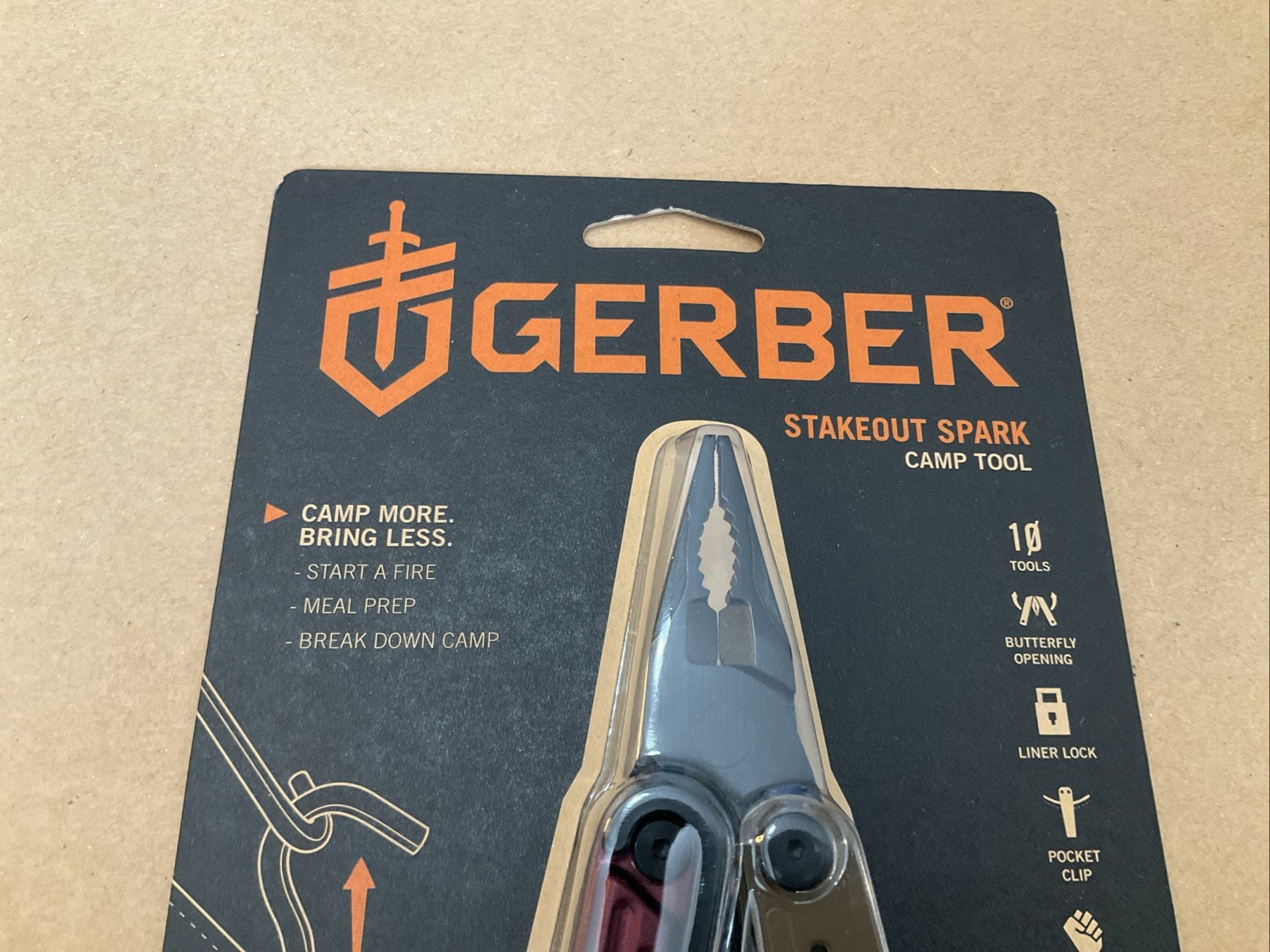 Gerber Stakeout Spark 10 Tools In 1 Pocket Clip Ferro Rod 4.6″ Closed 2.4″ Blade