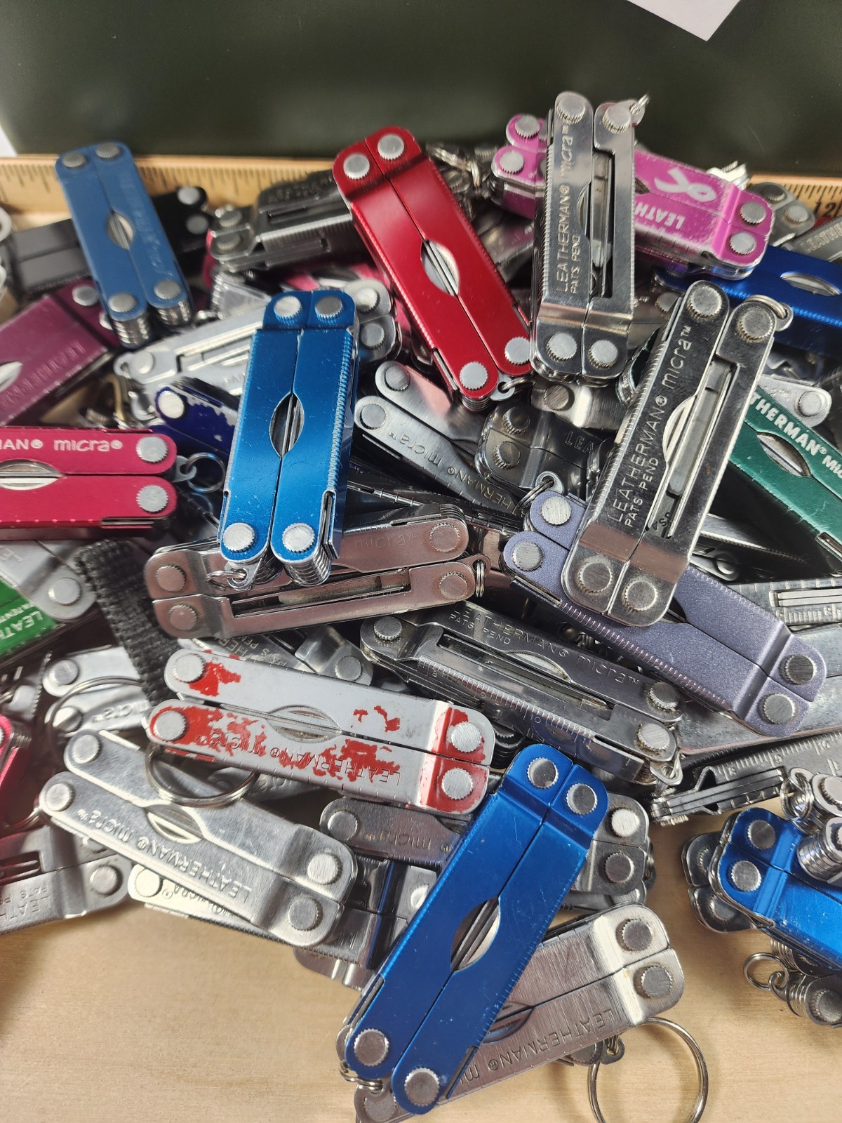 Leatherman Micra one per order at random, good conditions xONE(1)
