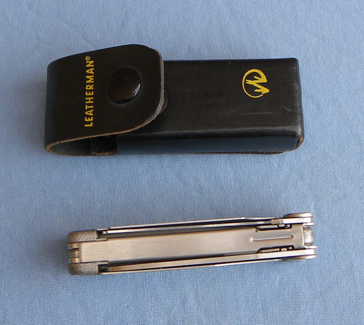 Leatherman Tool Wave w/Leather Sheath Multi-Tool, 07/00