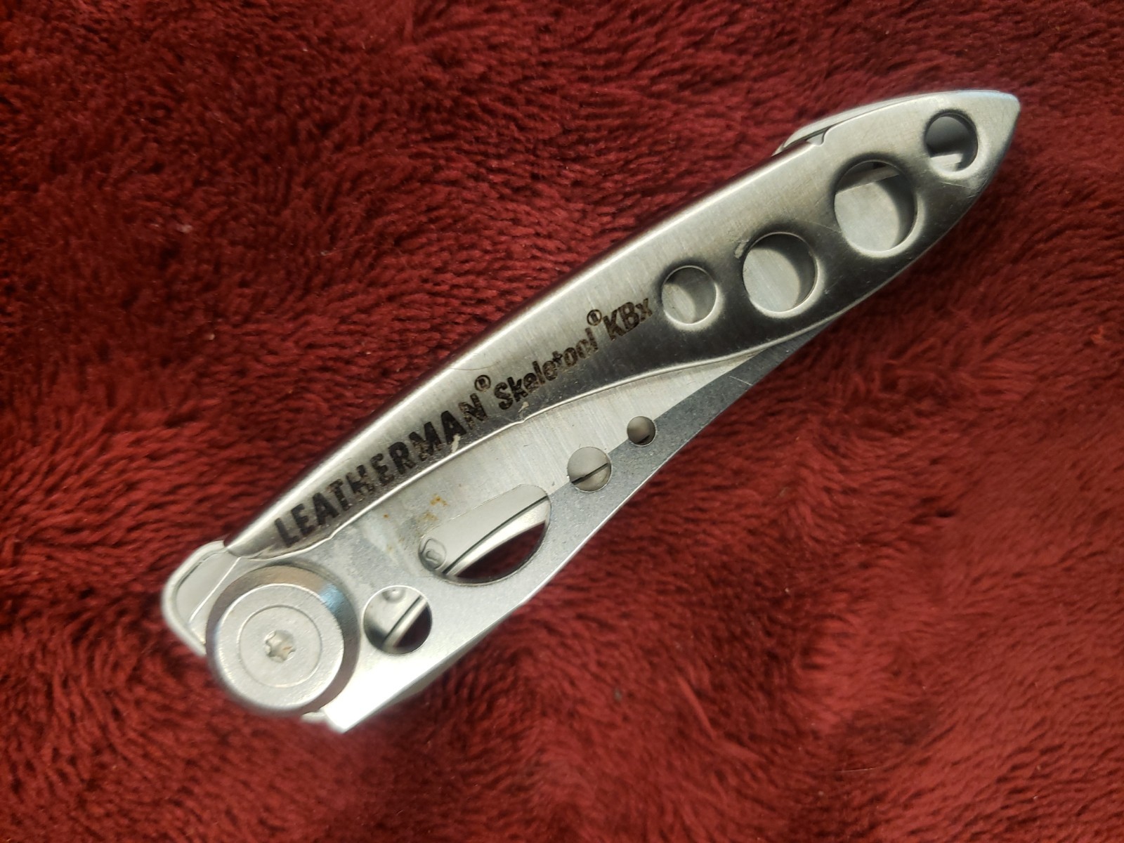 🔴 Leatherman Skeletool KBX Pocket Knife w/ Bottle Opener