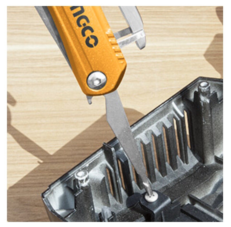 12-in-1 Stainless Steel Hammer Pliers Camping Outdoors Survival Multi Tool Screw