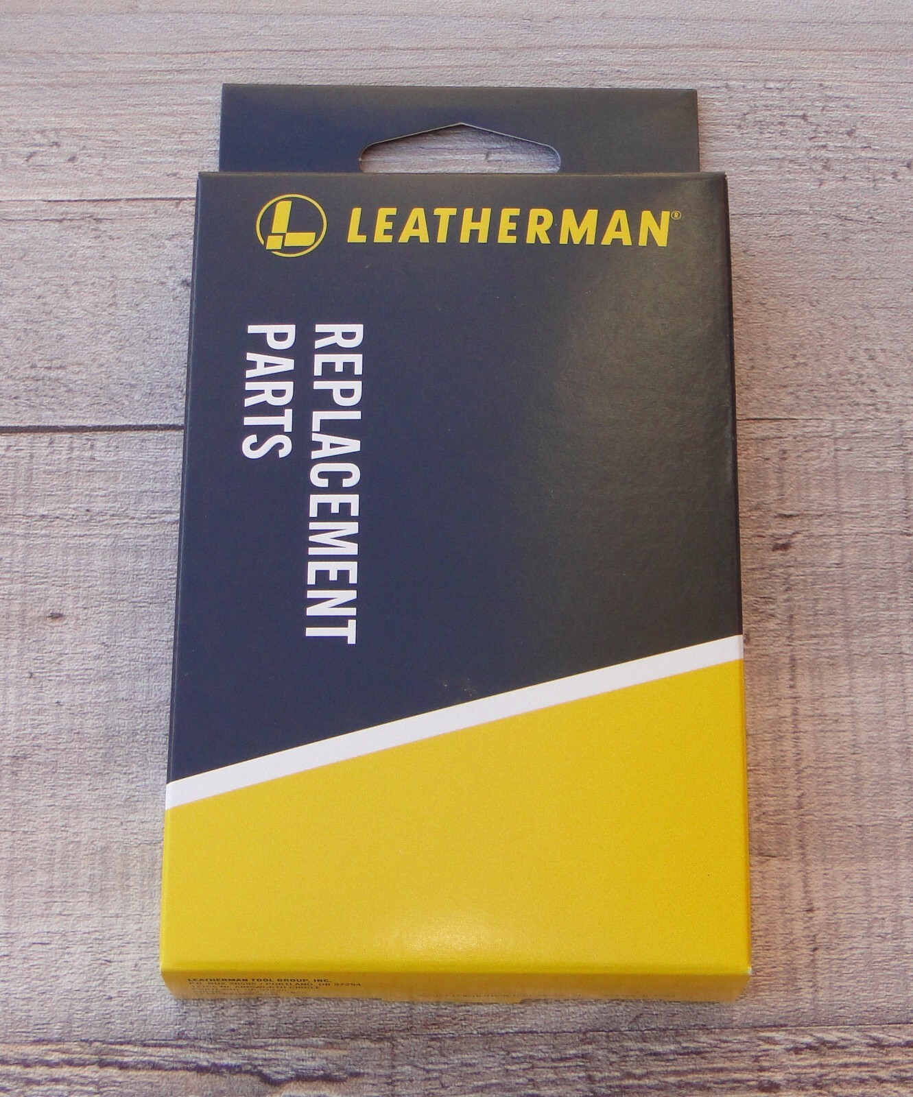 Leatherman® Pocket Clip & Lanyard Stainless For Surge® Wave+® & Charge® 934850