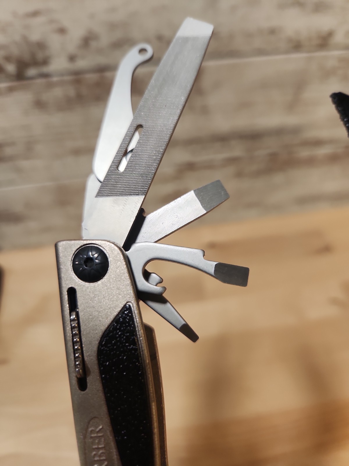 Gerber MP700 Urban Legend Multi-plier