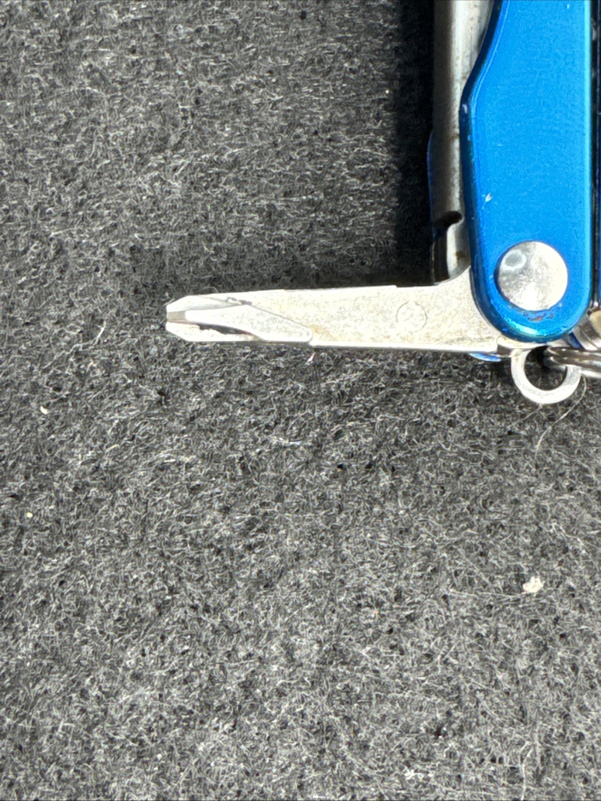 Leatherman Squirt E4 Multi-Tool w/Wire Strippers Blue
