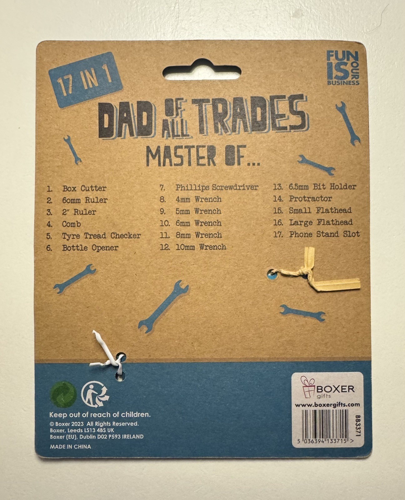 Dad of All Trades 17 IN 1 Multi-Tool, NEW, Multi Tool Wallet Card Sized