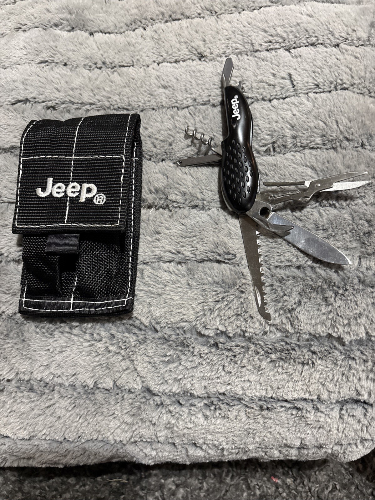 JEEP Multi-tool Knife With Pouch Stainless Steel 2007 Like Swiss Army Knife