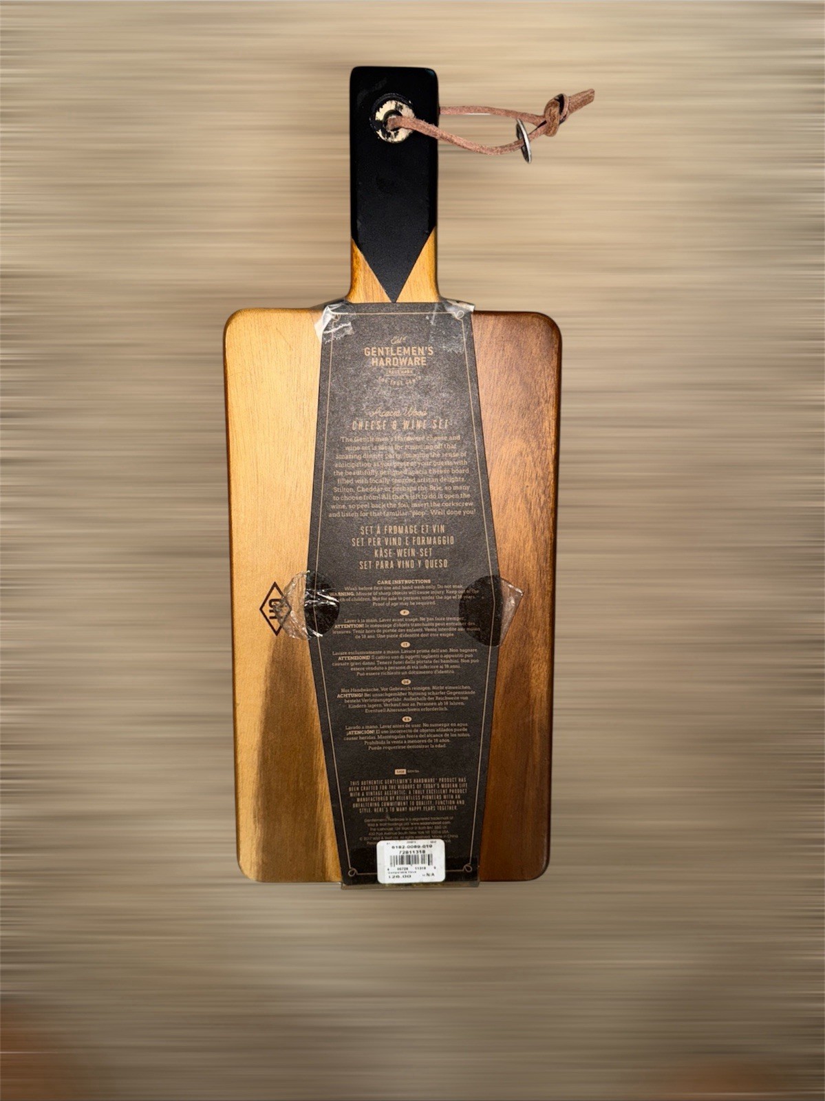 Gentlemen’s Hardware Cheese Board & Wine Set No 156 New