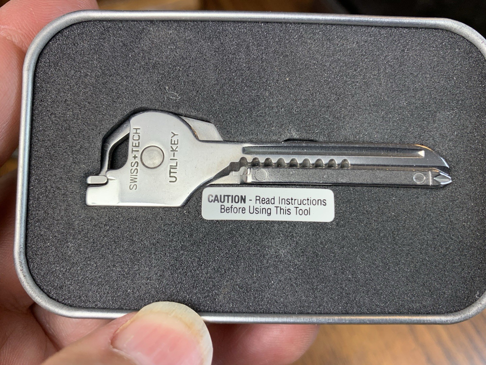 SWISS+TECH Utility Key Ring 6-in-1 Multi Tool + Tin Gift Box Camping Multi Tool