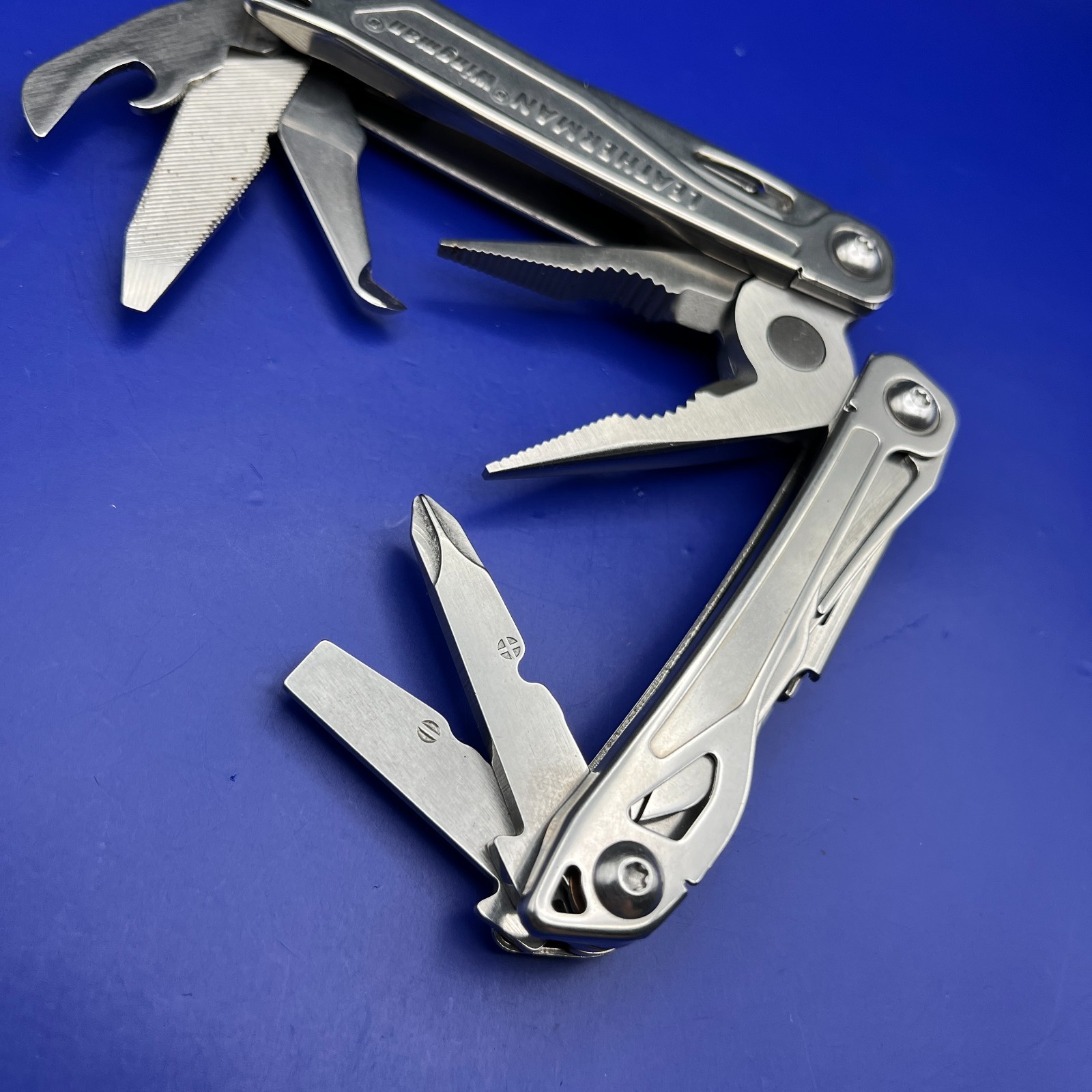 Leatherman Stainless Steel Wingman Multi Tool Scissors Knife Plier