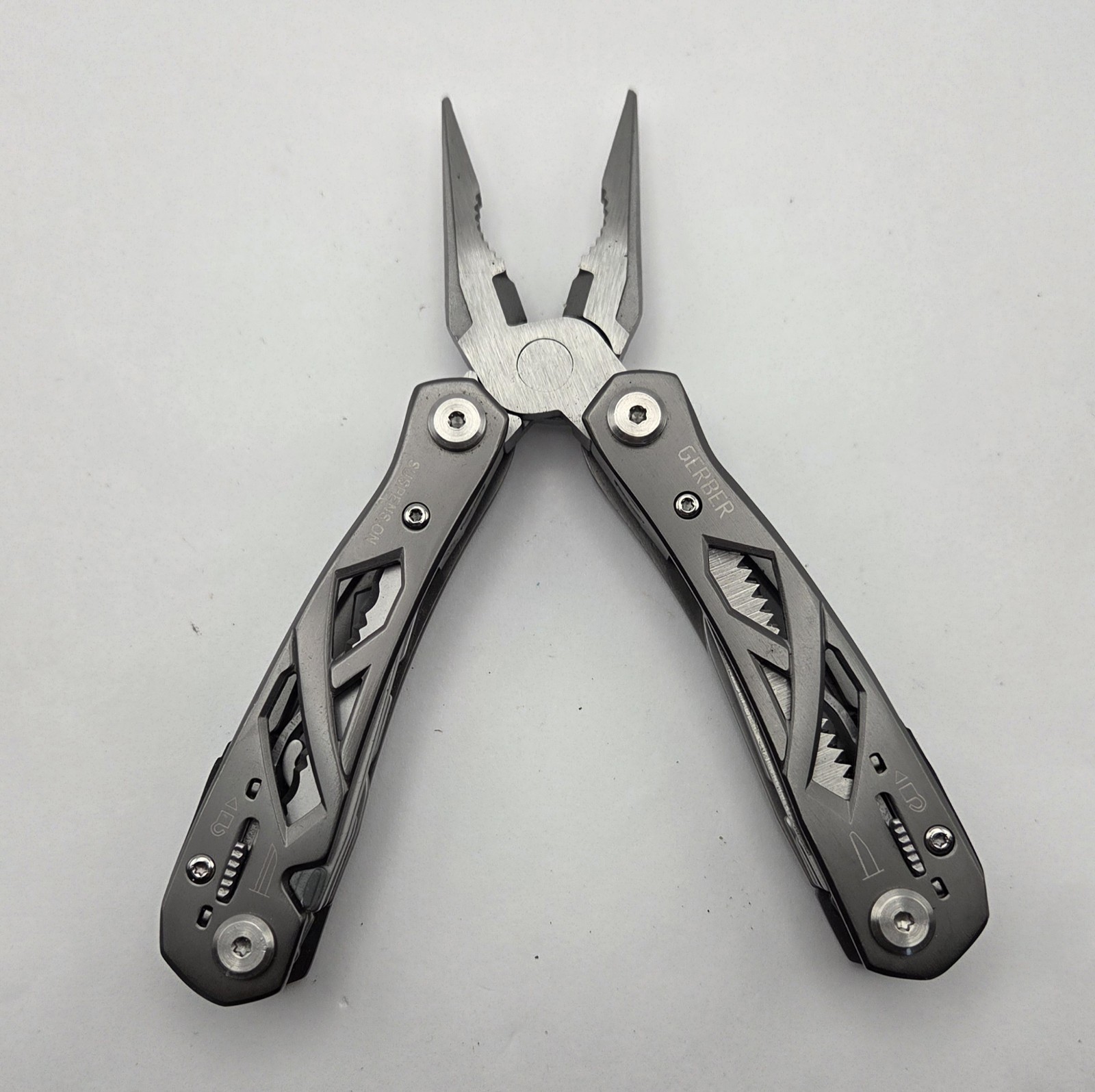 Gerber Suspension Multi-Tool Multi-Plier w/ Sheath L-1