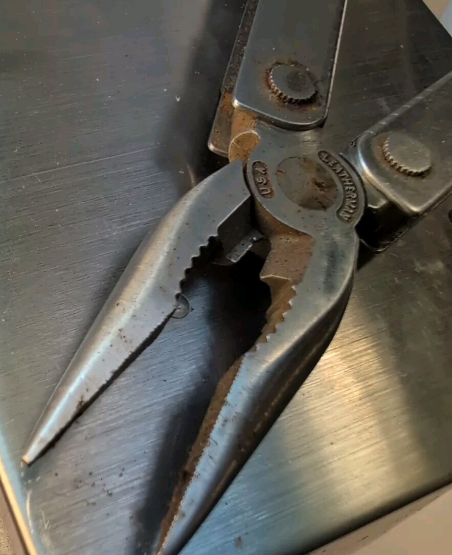NICE Original Leatherman Tool US REG TM 1325473 Multi-Tools Portland OR Vintage