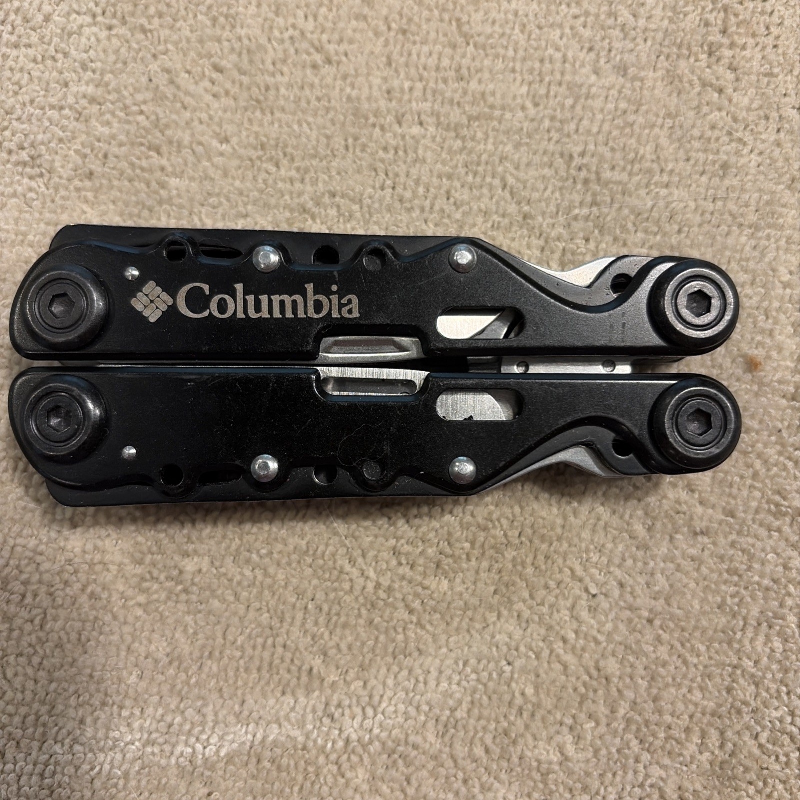 Columbia Branded Stainless Steel Multi-Tool Pliers Pocket Knife 10-in-1 EDC