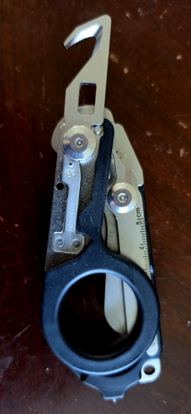5-in-1 Heavy Duty Folding Trauma Shear Scissor Multi-Tool