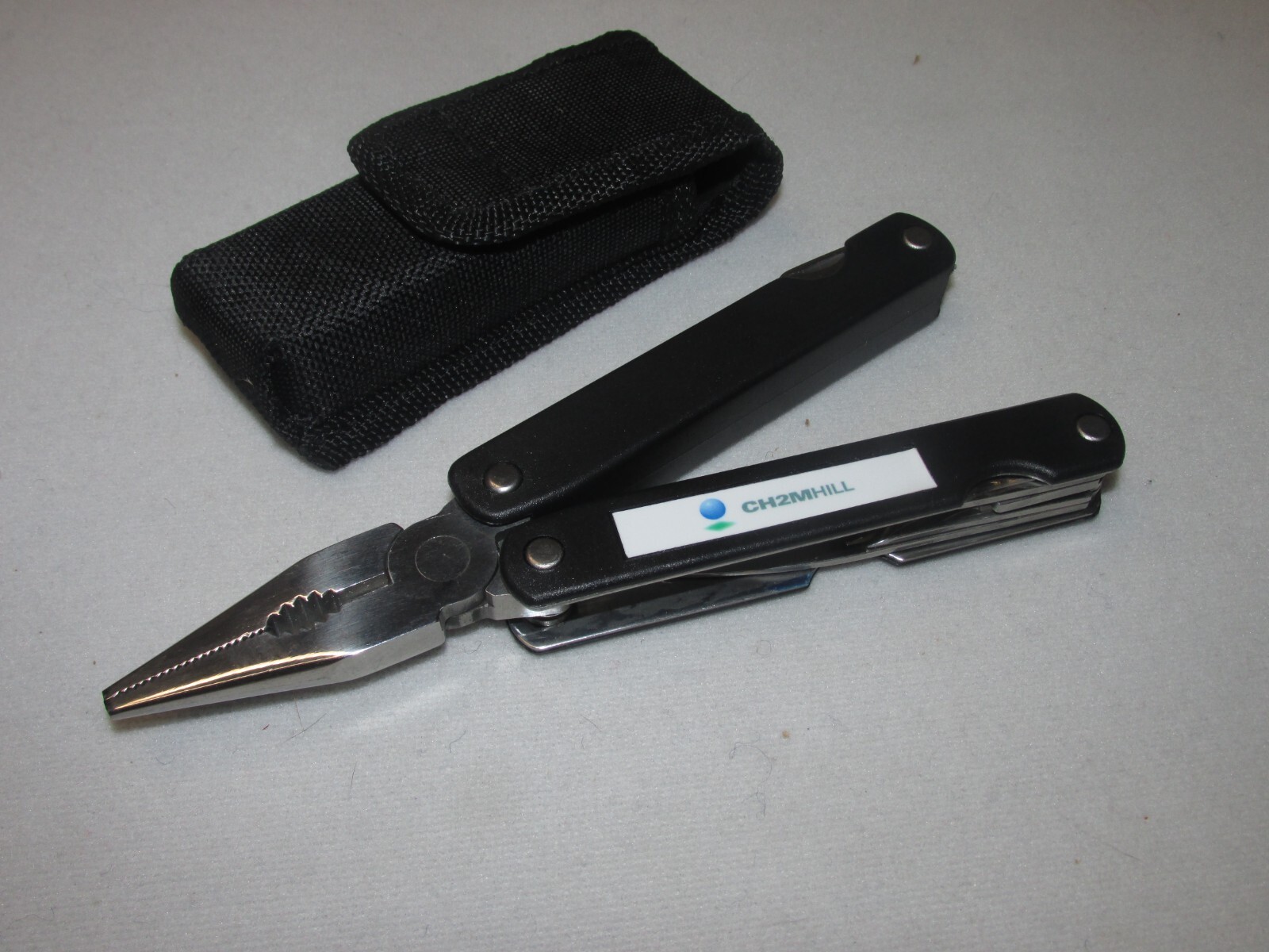 9 Tool Handheld Multi Tool * Unbranded * Pliers Knife Ruler Screwdriver