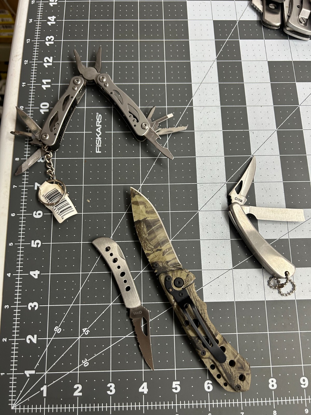 New 4-pack lot Stainless Steel Multi Tool Knife Outdoor Folding Pocket Pliers