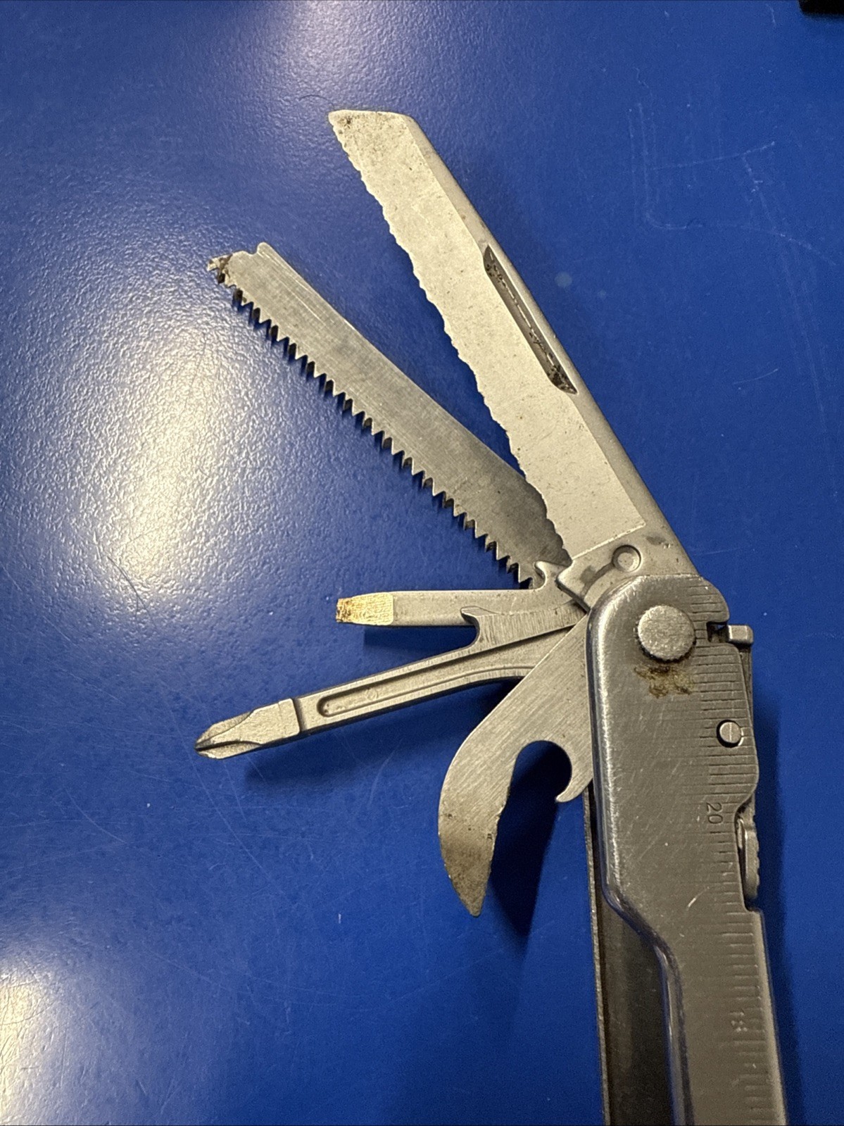 Leatherman Super Tool 300 Multitool Tool No Sheath
