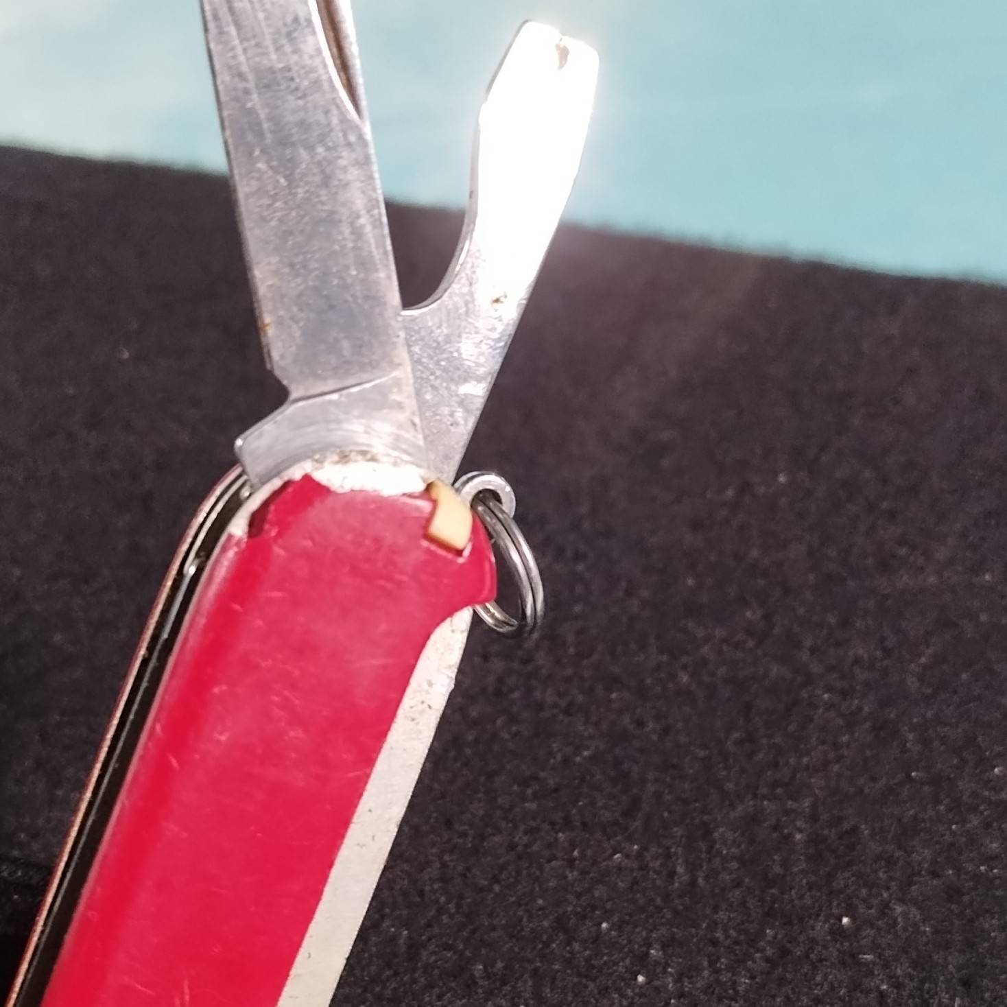 Victorinox Swiss Army Multi-Tool Knife Red Stainless Steel Straight Edge 4 Tools