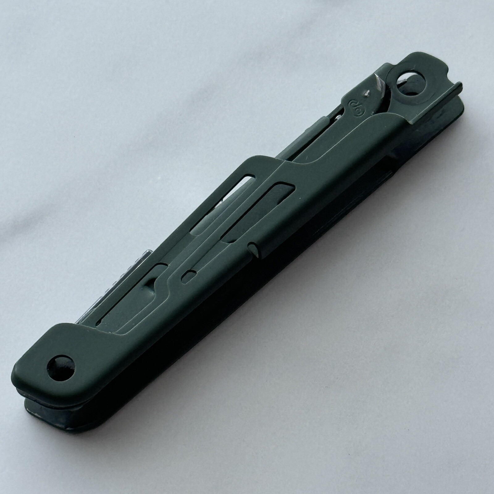 Leatherman Signal Green frame w/Coordinates and Black push lever