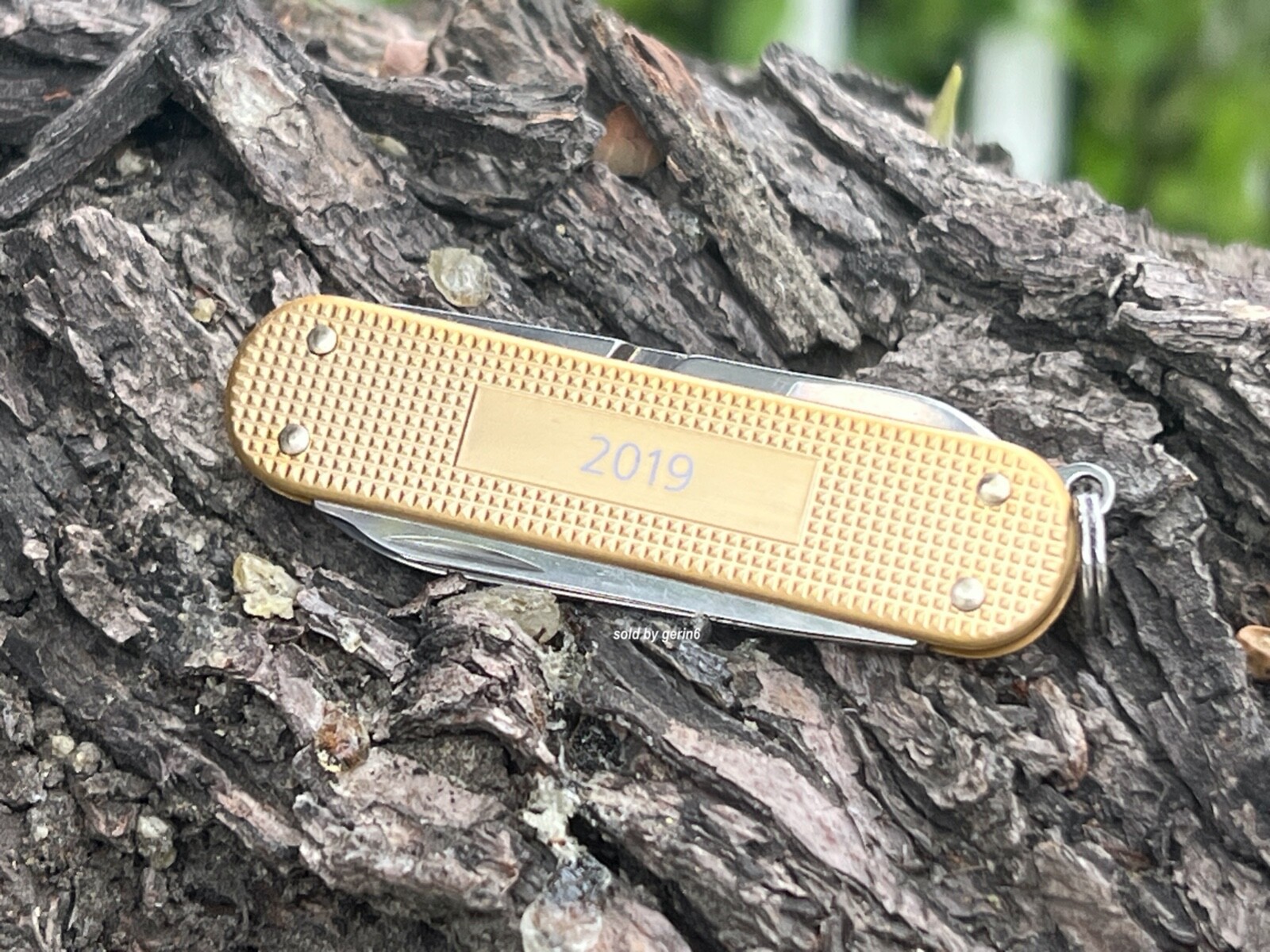 Swiss Army Knife, L.E. Champagne Classic Alox Victorinox 0.6221.L19 New In Box