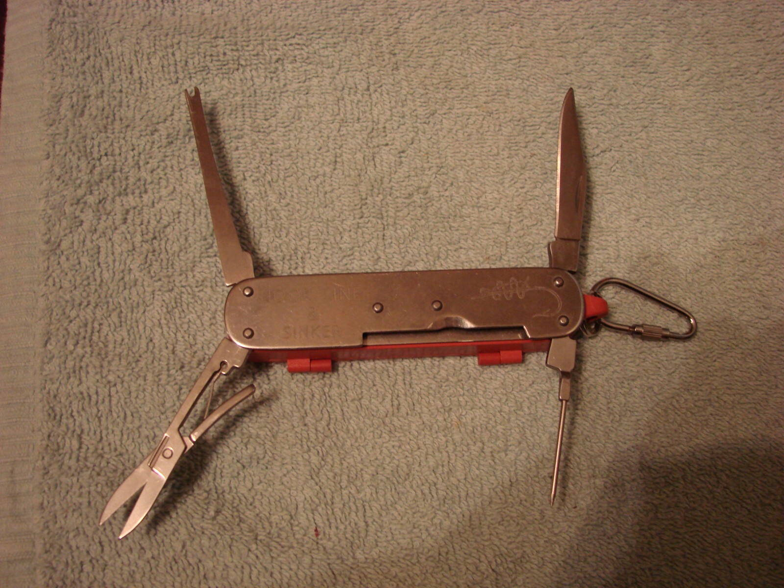 Wild & Wolf Hook Line & Sinker Fisherman’s Multi-Tool