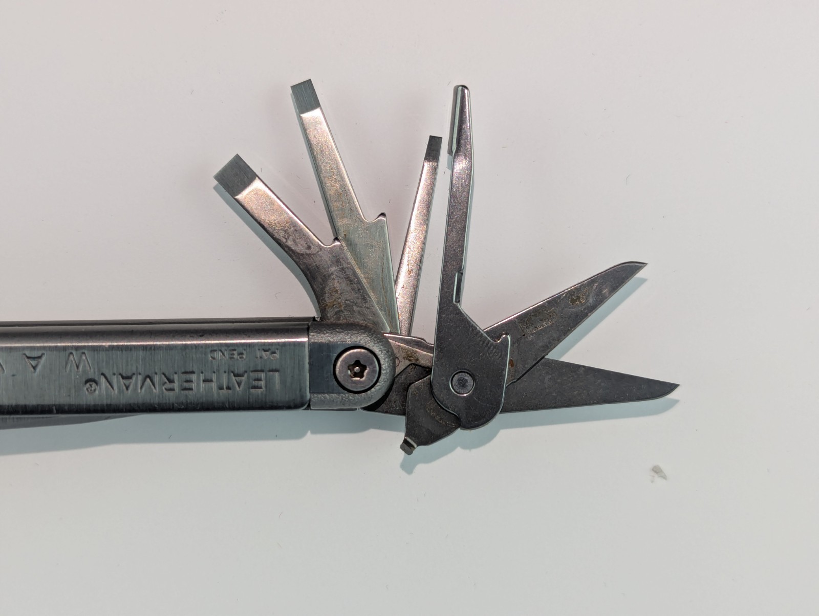 Leatherman Wave 1st Generation Multitool Original w/ Sheath